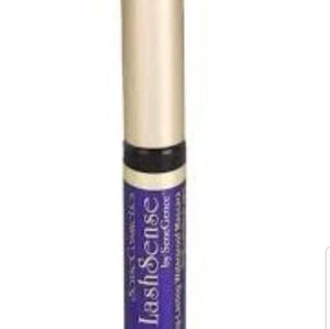 black mascara